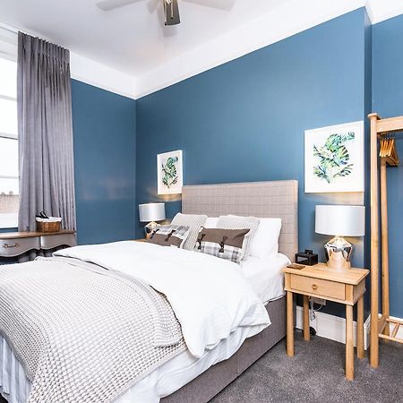 ซัมเมอร์ฟิลด์ ผับ แอนด์ บูทิก รูมส์ Bed & Breakfast ลอนดอน ภายนอก รูปภาพ